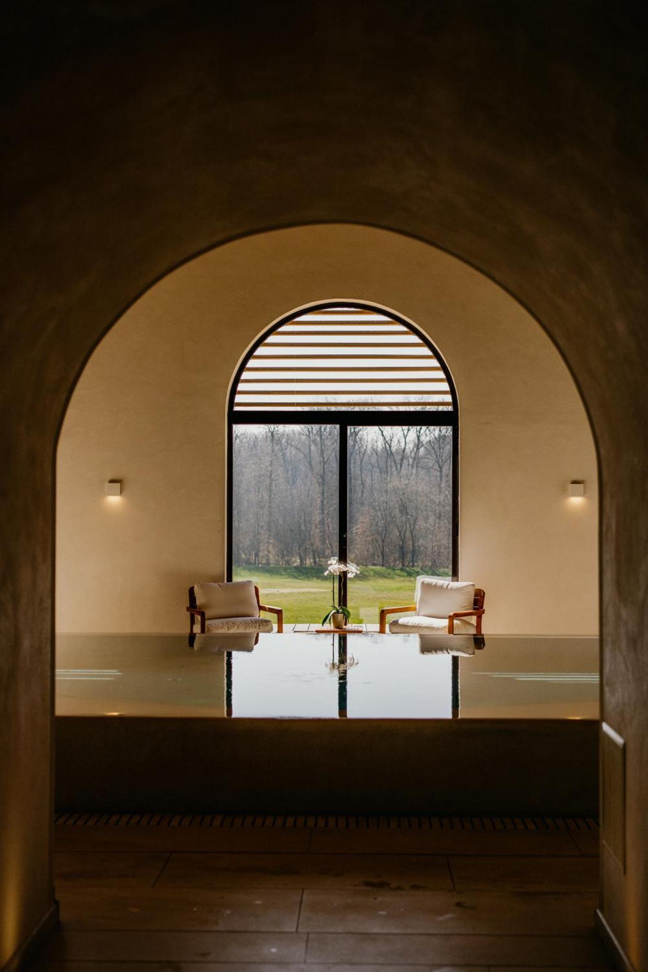 Domaine Du Roncemay - Hotel, Restaurants, Spa & Golf Aillant-sur-Tholon Bagian luar foto