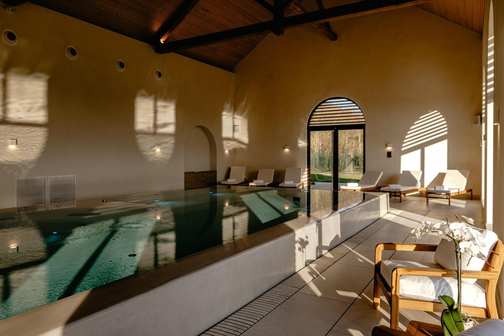 Domaine Du Roncemay - Hotel, Restaurants, Spa & Golf Aillant-sur-Tholon Bagian luar foto
