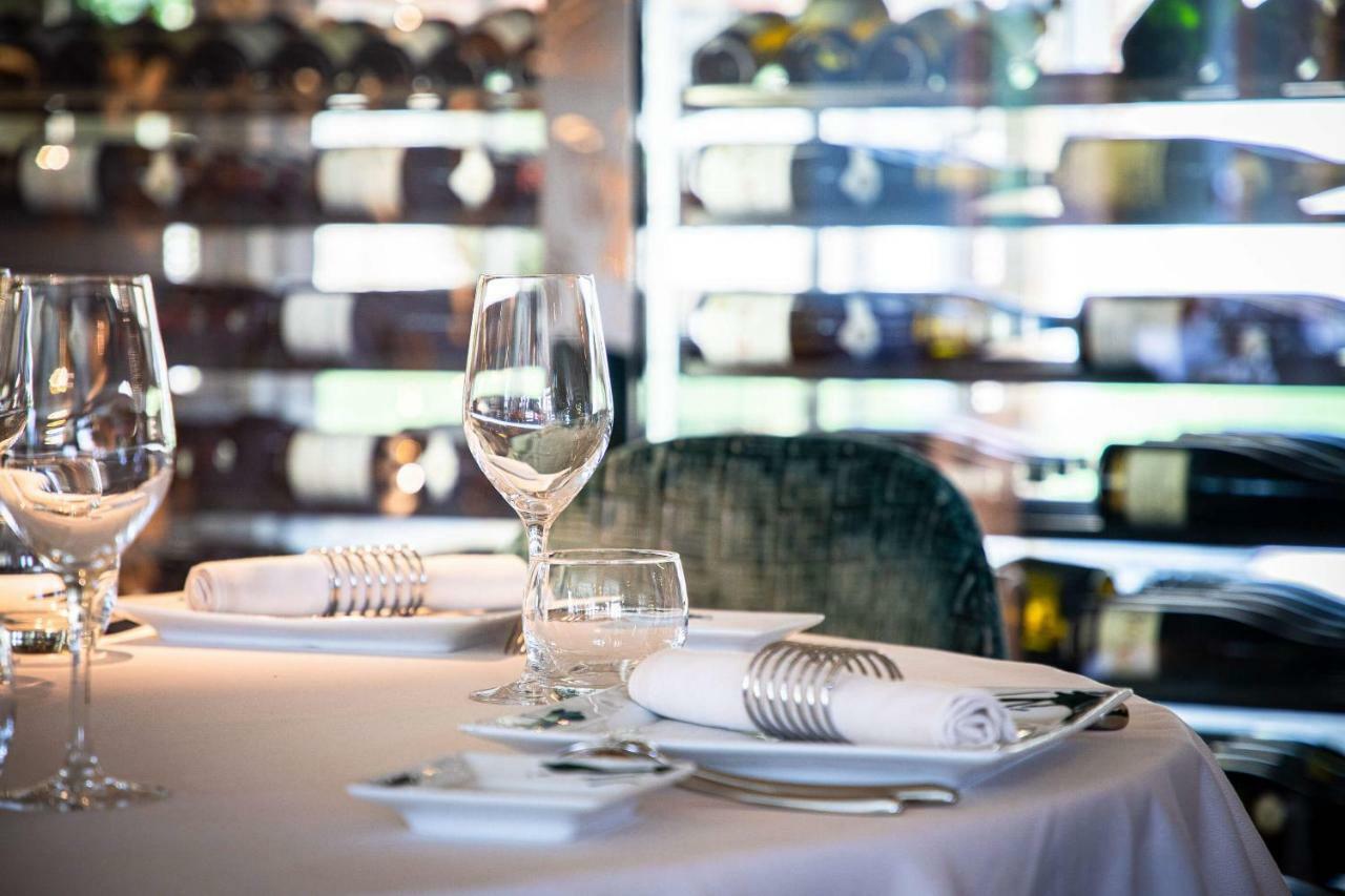 Domaine Du Roncemay - Hotel, Restaurants, Spa & Golf Aillant-sur-Tholon Bagian luar foto